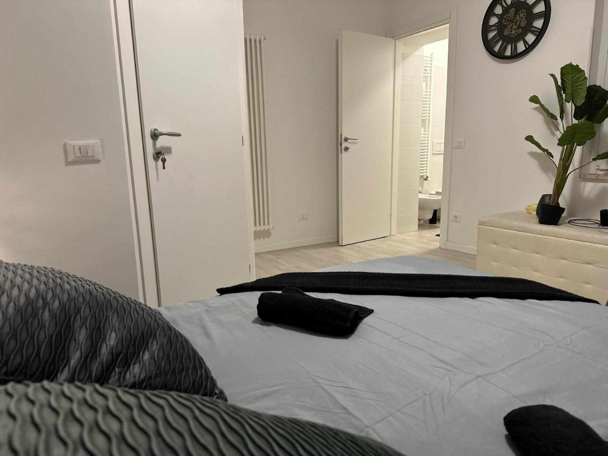 Destiny Home 3 Verona Borgo Roma Esterno foto