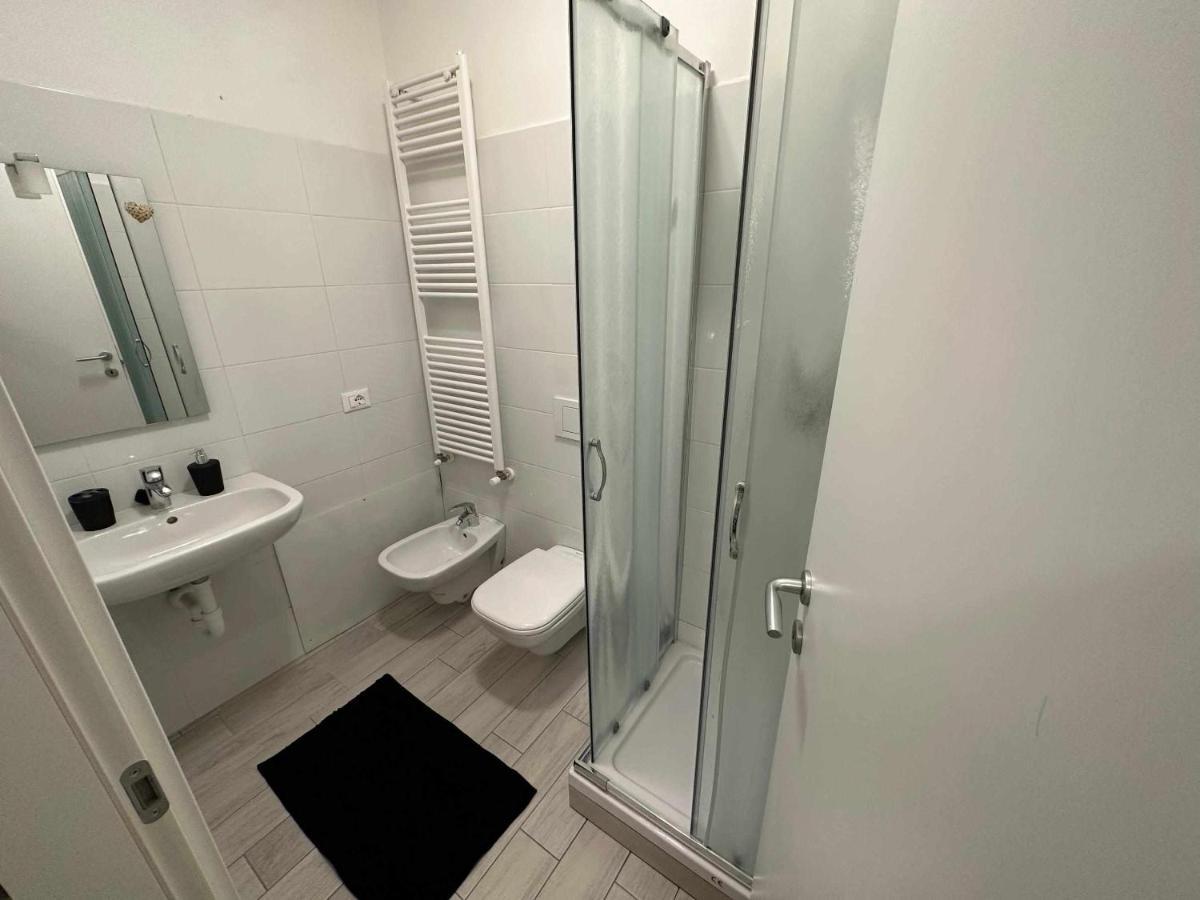 Destiny Home 3 Verona Borgo Roma Esterno foto