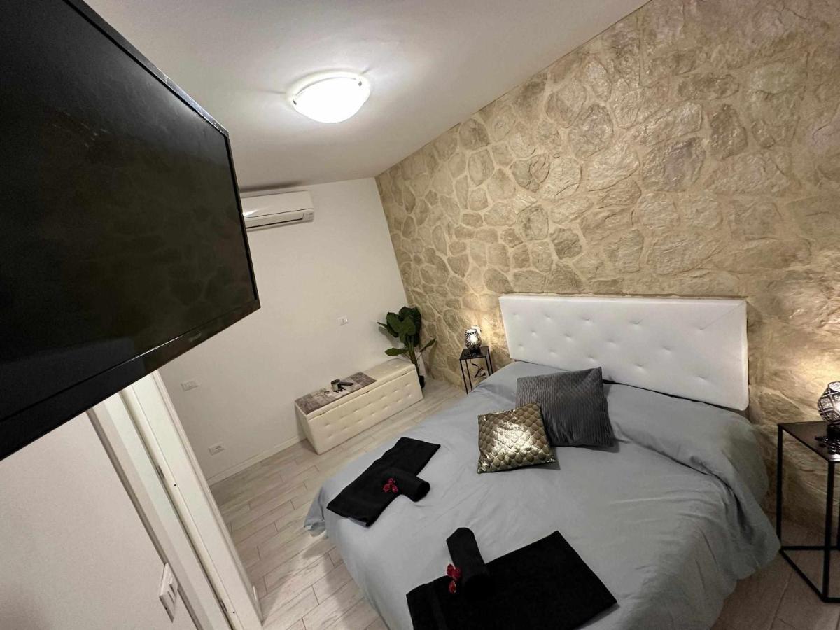 Destiny Home 3 Verona Borgo Roma Esterno foto